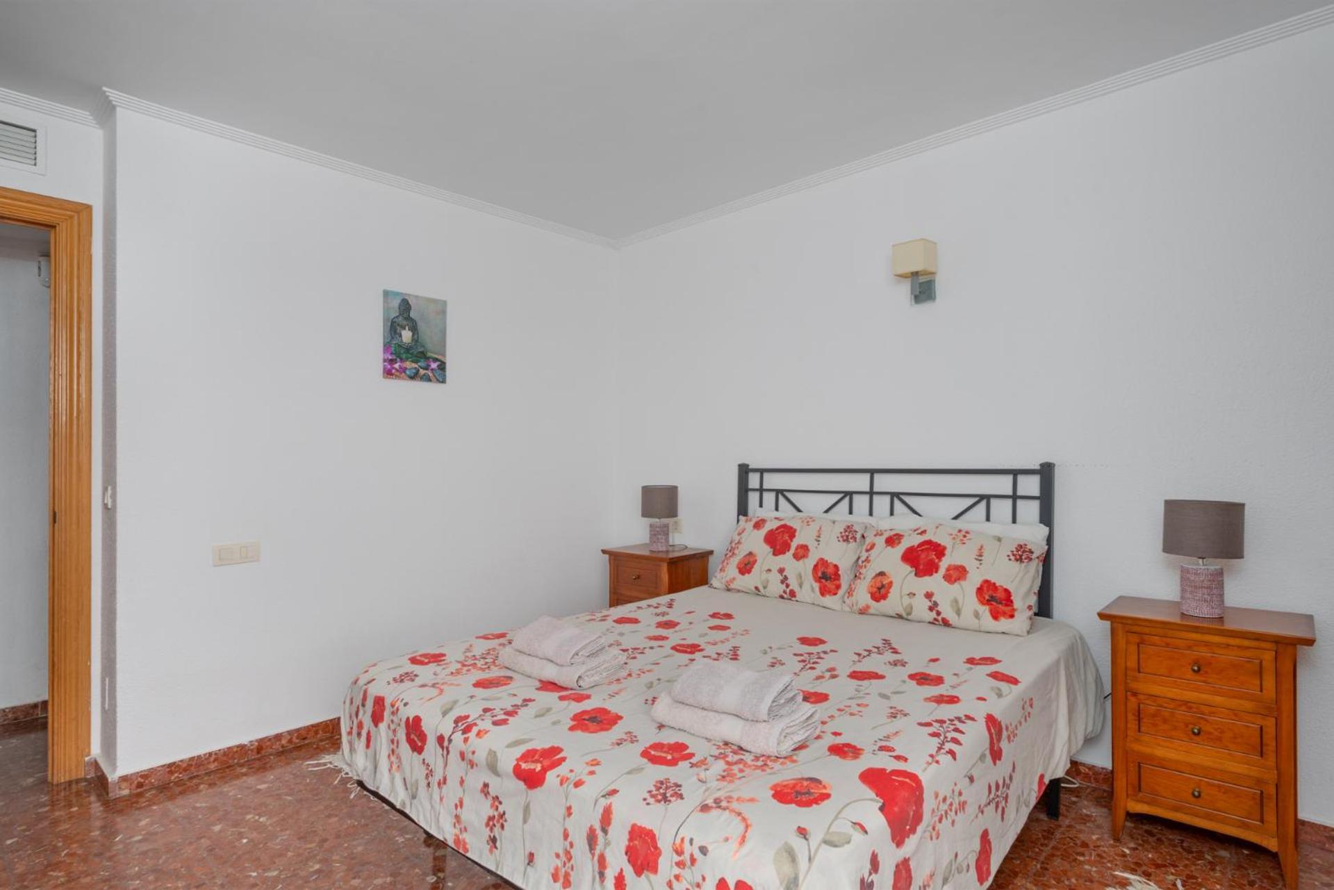 Beachfront, Two Bed- & Bathrooms, Private Parking Fuengirola Kültér fotó